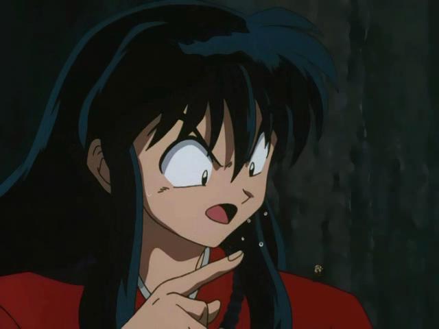 Otaku Gallery  / Anime e Manga / Inu-Yasha / Screen Shots / Episodi / 013 - L`enigma della luna nuova! Inuyasha dai capelli neri! / 113.jpg